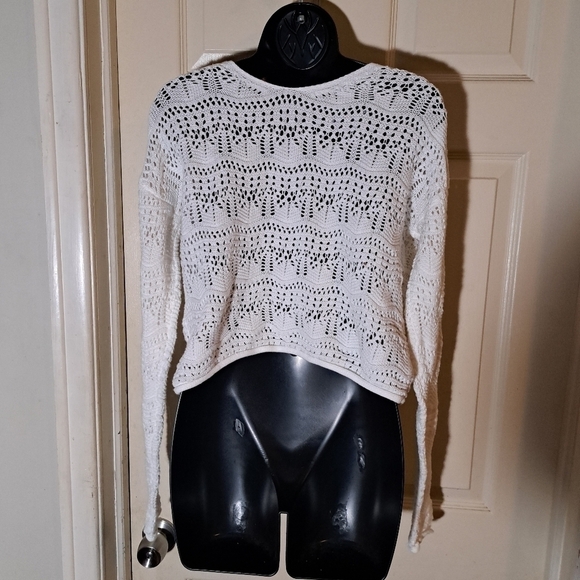 Jessica Simpson adjustable NWT Sweater size small - Picture 3 of 5